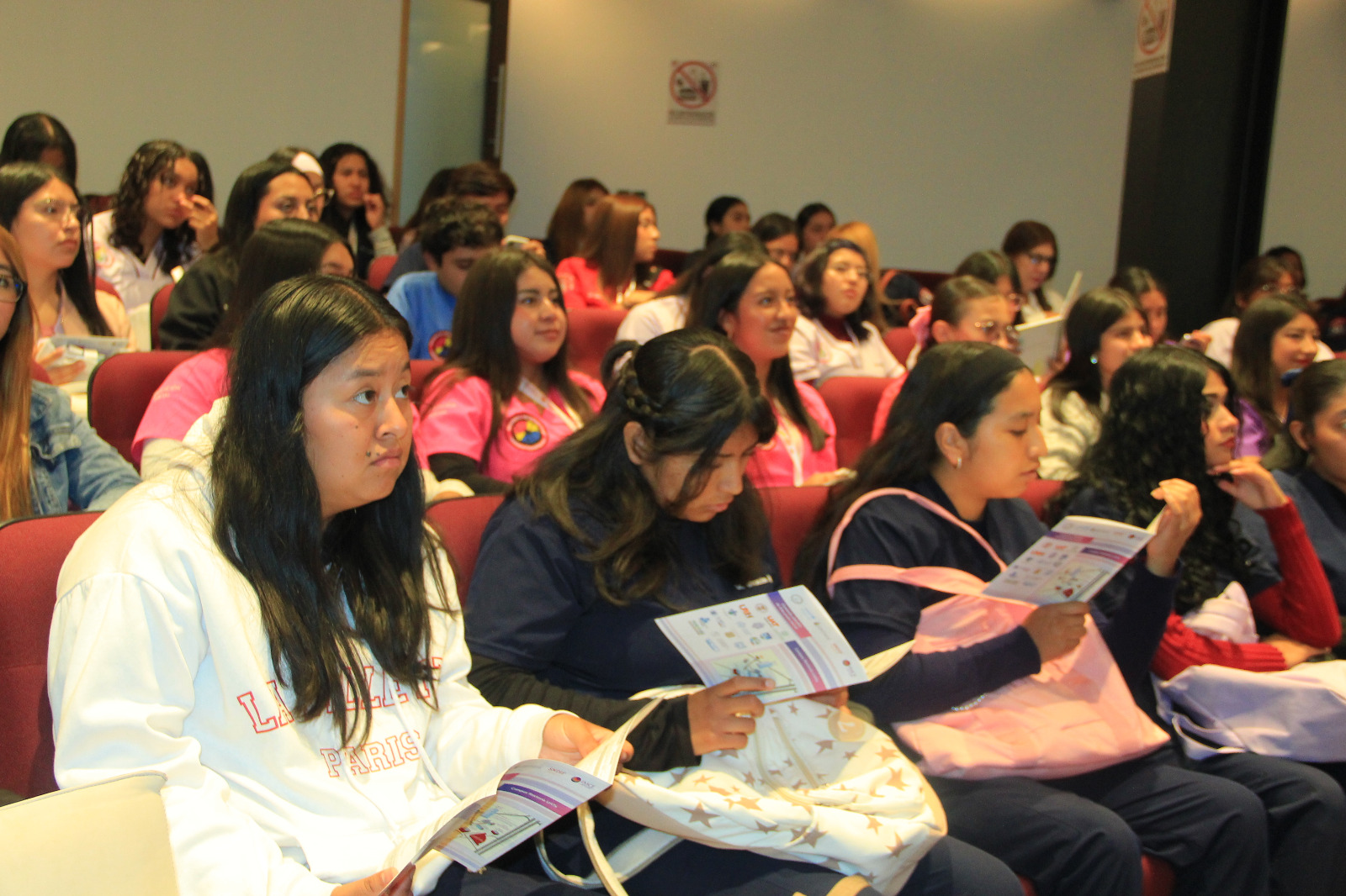 La UATx impulsa reflexión sobre desarrollo integral en la primera infancia